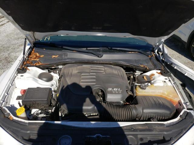 Photo 7 from auction – 2015 CHRYSLER 300C with VIN 2C3CCAEG3FH755569