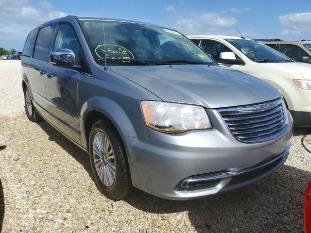 Photo 1 from auction – 2015 CHRYSLER TOWN & COU with VIN 2C4RC1GG1FR514476