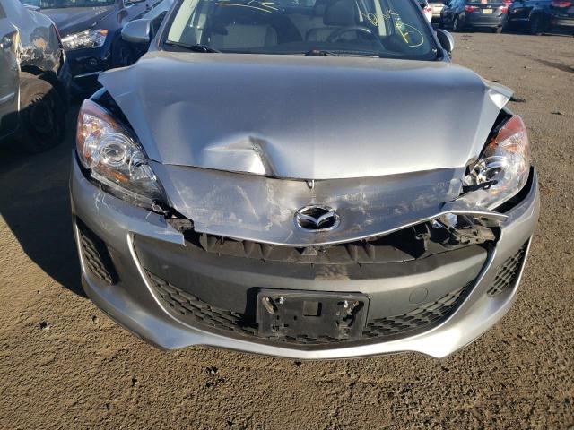 Photo 9 from auction – 2013 MAZDA 3 I with VIN JM1BL1UP6D1833802