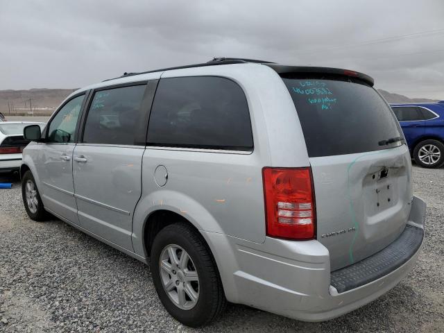 Photo 3 from auction – 2010 CHRYSLER TOWN & COU with VIN 2A4RR5D15AR108970