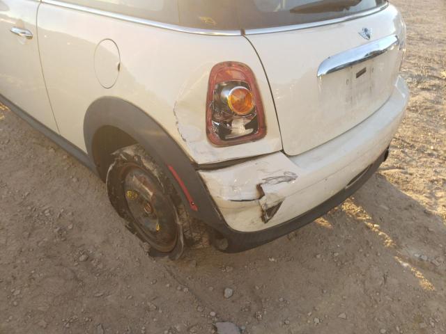Photo 9 from auction – 2010 MINI COOPER with VIN WMWMF3C51ATZ63978