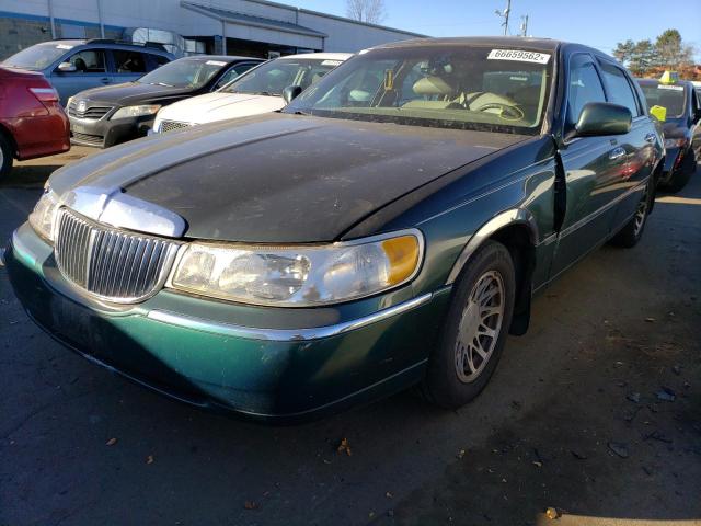 Photo 2 from auction – 2000 LINCOLN TOWN CAR S with VIN 1LNHM82W0YY874364