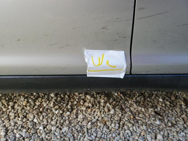 Photo 9 from auction – 2004 LEXUS RX 330 with VIN 2T2GA31U34C016652