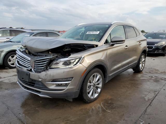 LINCOLN MKC SELECT 2017 with VIN 5LMCJ2C99HUL44679 - Photo from auction