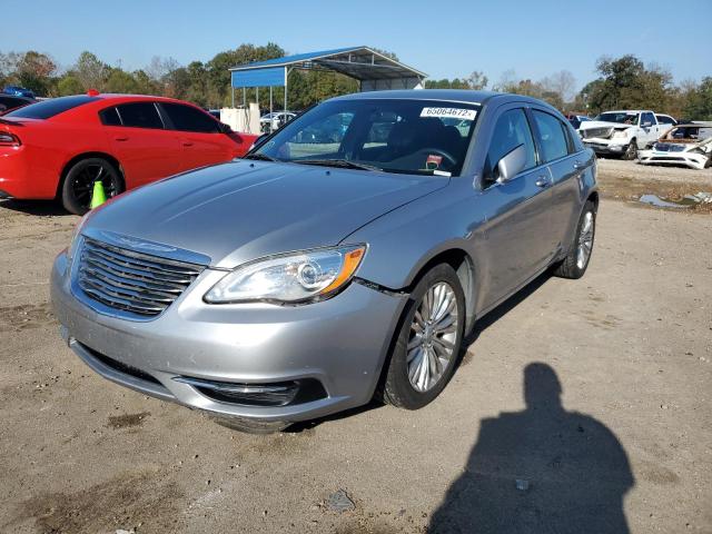 Photo 2 from auction – 2013 CHRYSLER 200 LX with VIN 1C3CCBABXDN685590