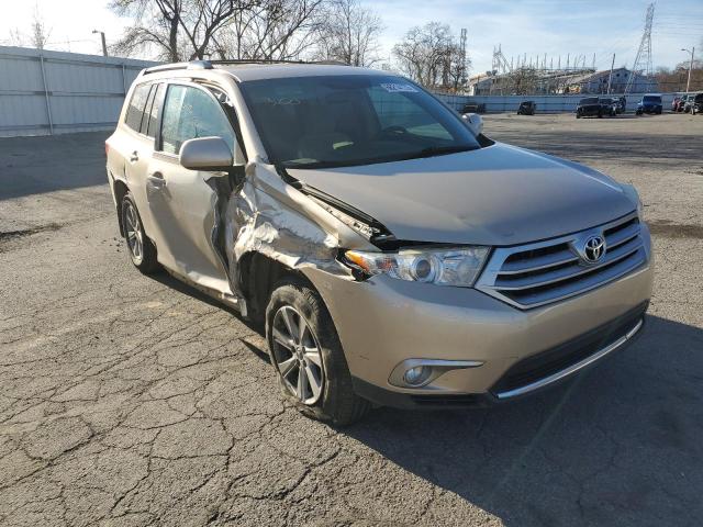 TOYOTA HIGHLANDER 2011 with VIN 5TDBK3EH4BS070880 - Photo from auction