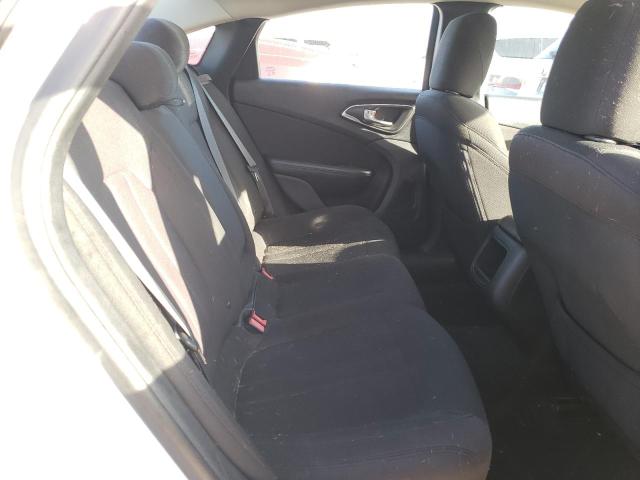 Photo 6 from auction – 2015 CHRYSLER 200 LIMITE with VIN 1C3CCCAB9FN700931