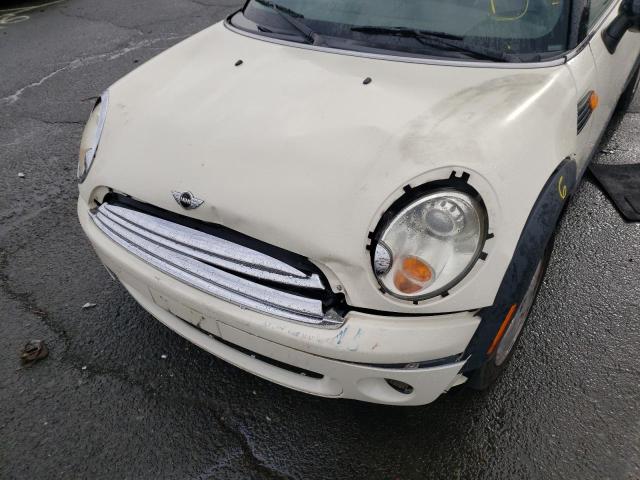 Photo 9 from auction – 2010 MINI COOPER with VIN WMWMF3C50ATZ67374