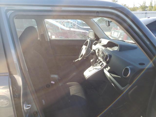 Photo 5 from auction – 2008 TOYOTA SCION with VIN JTLKE50E381019011