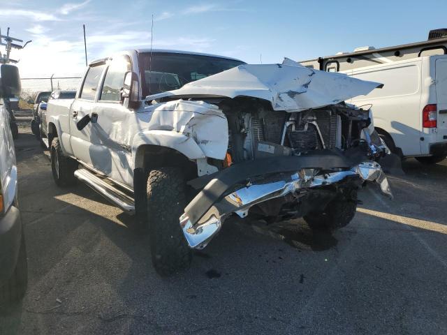 CHEVROLET SILVERADO 2004 with VIN 1GCHK23204F238620 - Photo from auction