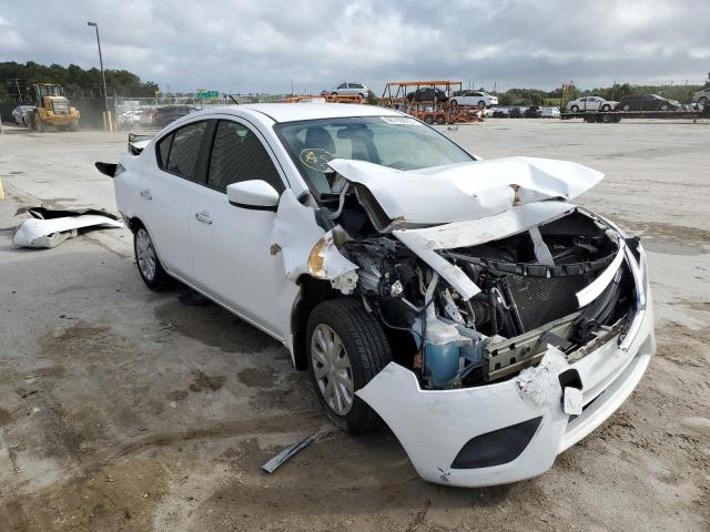 NISSAN VERSA S 2015 with VIN 3N1CN7APXFL882425 - Photo from auction