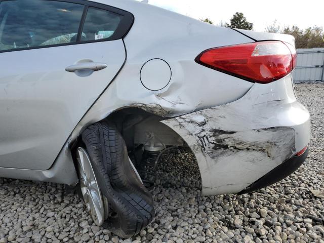 Photo 9 from auction – 2016 KIA FORTE LX with VIN KNAFX4A68G5503186