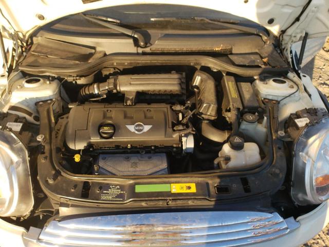 Photo 7 from auction – 2010 MINI COOPER with VIN WMWMF3C51ATZ63978