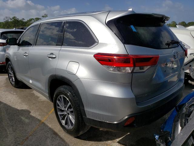 Photo 3 from auction – 2018 TOYOTA HIGHLANDER with VIN 5TDKZRFH3JS530056