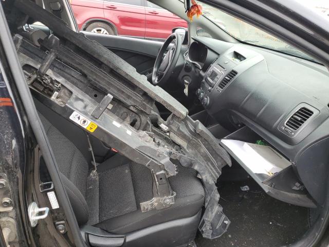 Photo 5 from auction – 2017 KIA FORTE LX with VIN 3KPFK4A73HE054922