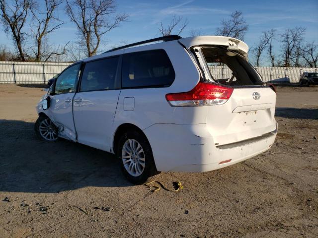 Photo 3 from auction – 2011 TOYOTA SIENNA XLE with VIN 5TDYK3DC3BS011187