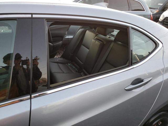 Photo 9 from auction – 2018 ACURA TLX with VIN 19UUB1F33JA001370