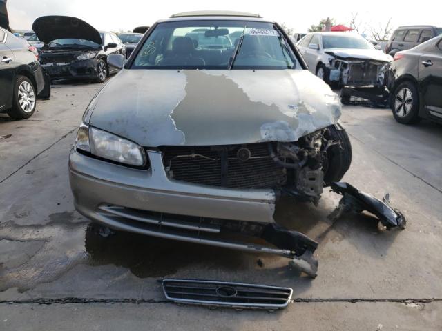 Photo 5 from auction – 2001 TOYOTA CAMRY CE with VIN 4T1BG22K11U066464