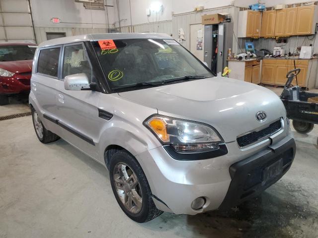 KIA SOUL + 2010 with VIN KNDJT2A23A7180932 - Photo from auction