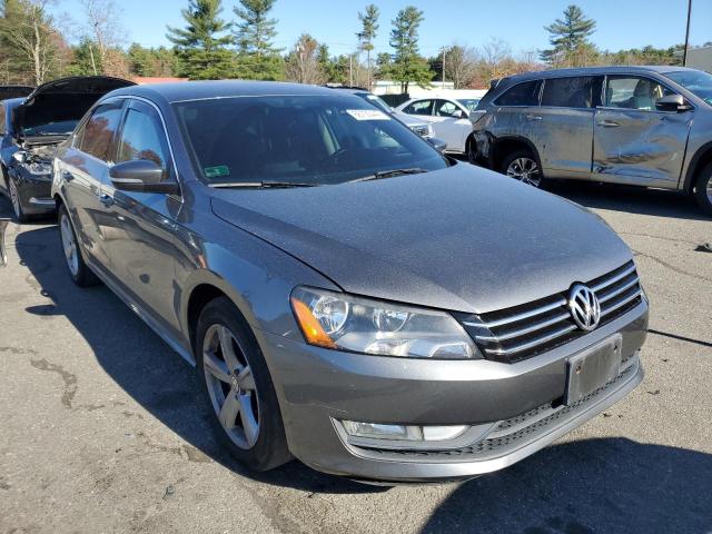 VOLKSWAGEN PASSAT S 2015 with VIN 1VWAT7A38FC084005 - Photo from auction