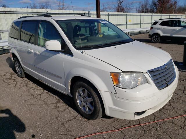 CHRYSLER TOWN & COU 2010 with VIN 2A4RR5D13AR137528 - Photo from auction