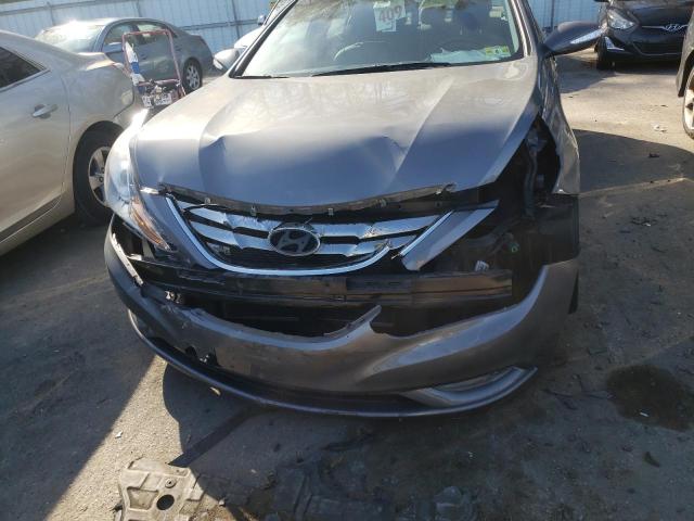 Photo 9 from auction – 2011 HYUNDAI SONATA SE with VIN 5NPEC4AC6BH081234