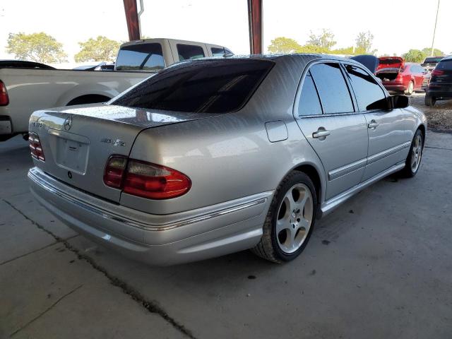 Photo 4 from auction – 2000 MERCEDES-BENZ E 430 with VIN WDBJF70J3YB109846