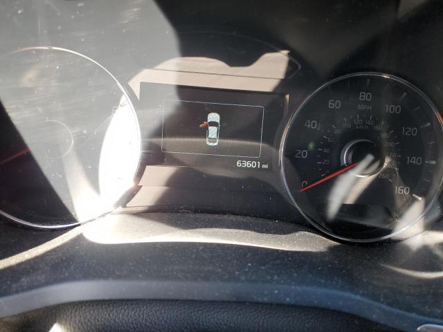 Photo 8 from auction – 2017 KIA FORTE LX with VIN 3KPFL4A70HE019638