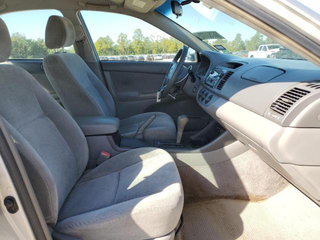 Photo 5 from auction – 2004 TOYOTA CAMRY LE with VIN 4T1BE32K74U357079
