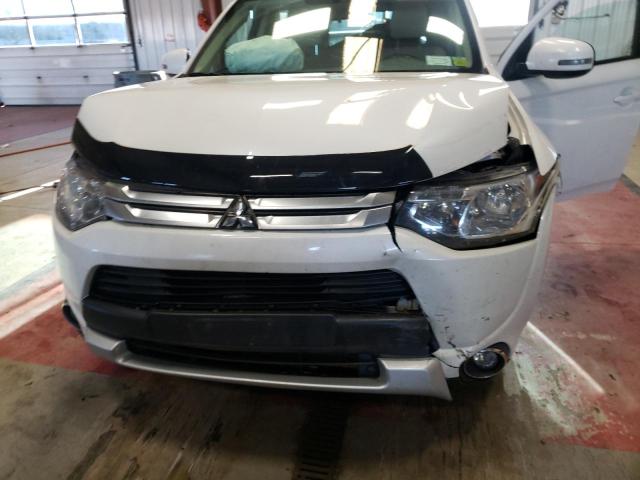 Photo 7 from auction – 2015 MITSUBISHI OUTLANDER with VIN JA4AZ3A35FZ009876
