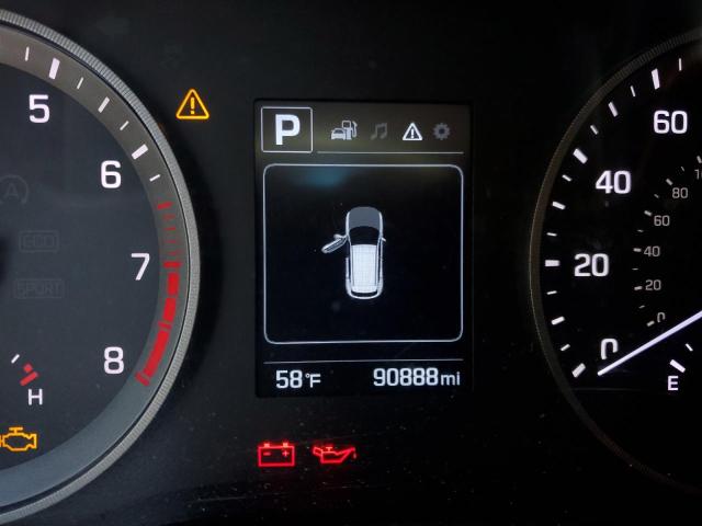 Photo 8 from auction – 2016 HYUNDAI TUCSON LIM with VIN KM8J33A45GU062152