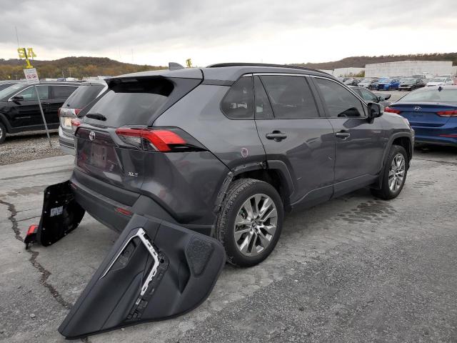 Photo 4 from auction – 2019 TOYOTA RAV4 XLE P with VIN 2T3C1RFV4KC033360