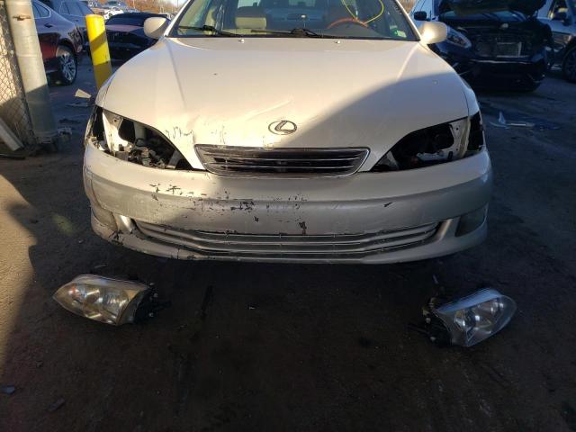 Photo 9 from auction – 2001 LEXUS ES 300 with VIN JT8BF28G110311781