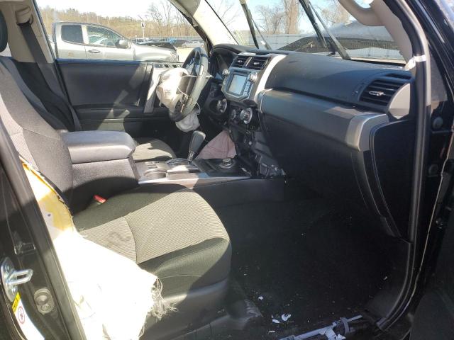 Photo 5 from auction – 2019 TOYOTA 4RUNNER SR with VIN JTEBU5JR7K5699779