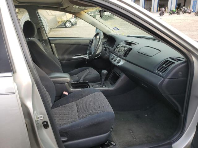 Photo 5 from auction – 2005 TOYOTA CAMRY LE with VIN 4T1BE32K25U985097
