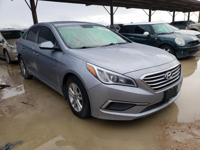 HYUNDAI SONATA SE 2017 with VIN 5NPE24AF8HH574192 - Photo from auction