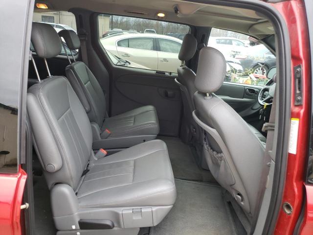 Photo 6 from auction – 2005 CHRYSLER TOWN & COU with VIN 2C4GP54L35R103115
