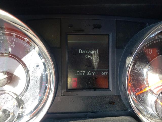 Photo 8 from auction – 2013 CHRYSLER TOWN & COU with VIN 2C4RC1BG5DR705838