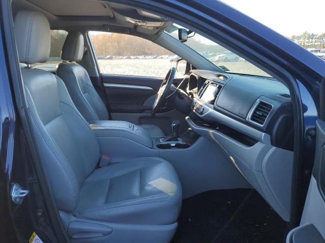 Photo 5 from auction – 2016 TOYOTA HIGHLANDER with VIN 5TDJKRFH2GS262058