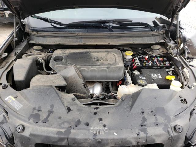 Photo 7 from auction – 2019 JEEP CHEROKEE L with VIN 1C4PJLLB3KD295889