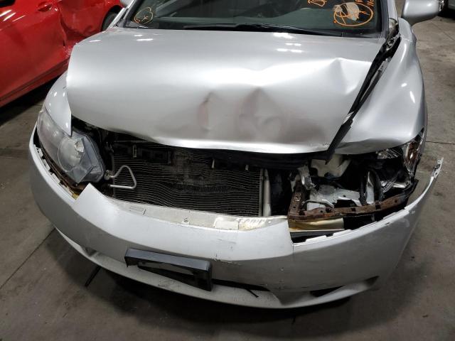 Photo 9 from auction – 2009 HONDA CIVIC LX with VIN 19XFA16519E020293