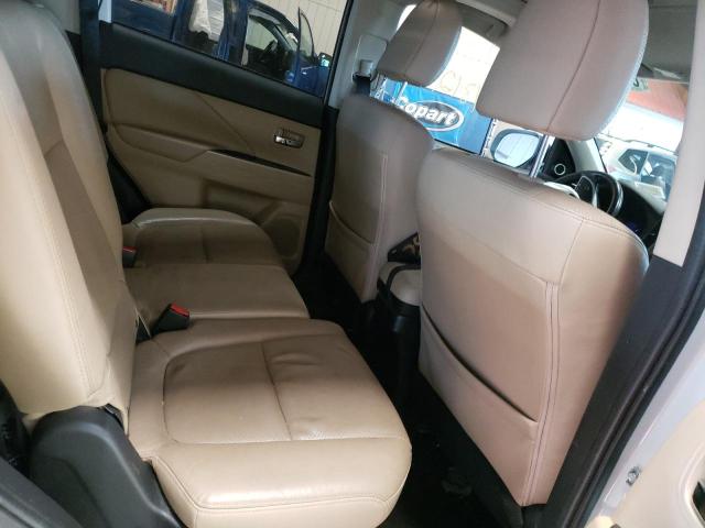 Photo 6 from auction – 2015 MITSUBISHI OUTLANDER with VIN JA4AZ3A35FZ009876