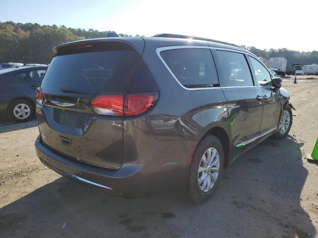 Photo 4 from auction – 2017 CHRYSLER PACIFICA T with VIN 2C4RC1BG1HR505402