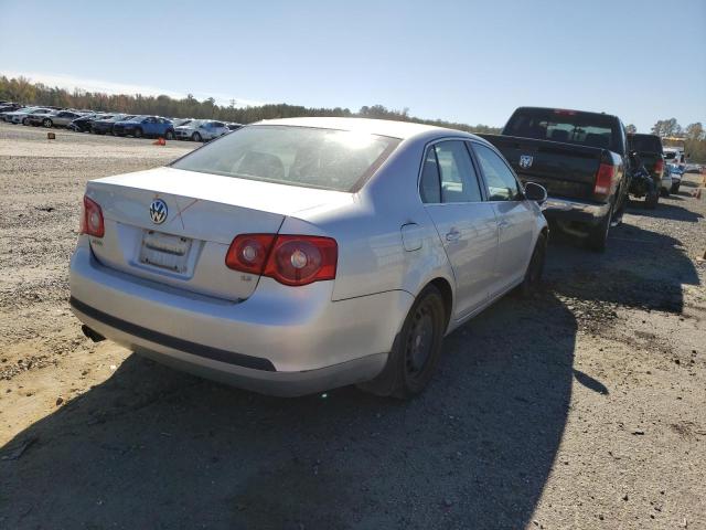 Photo 4 from auction – 2005 VOLKSWAGEN NEW JETTA with VIN 3VWRF71K25M616010