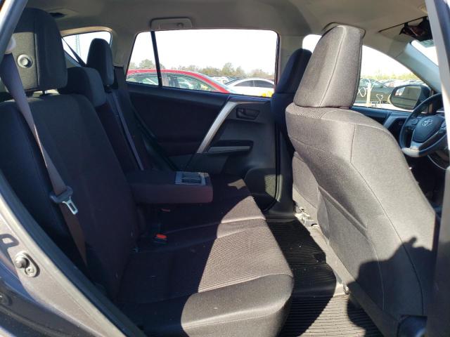Photo 6 from auction – 2018 TOYOTA RAV4 LE with VIN JTMBFREV5JJ196271