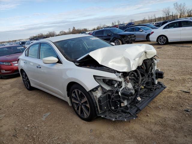 NISSAN ALTIMA 2.5 2017 with VIN 1N4AL3AP2HC490661 - Photo from auction