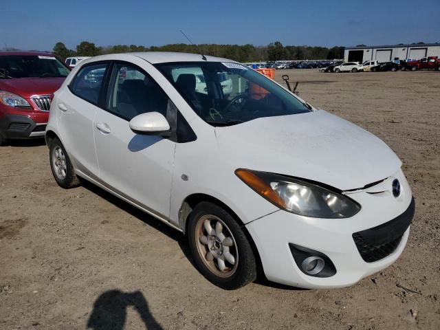 MAZDA MAZDA2 2013 с VIN JM1DE1LY2D0158243 - Снимка от търг