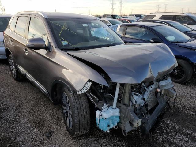 MITSUBISHI OUTLANDER 2019 with VIN JA4AZ3A35KZ035467 - Photo from auction