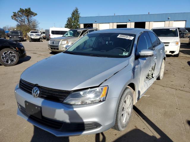 Photo 2 from auction – 2013 VOLKSWAGEN JETTA COMF with VIN 3VWBK7AJ8DM317415