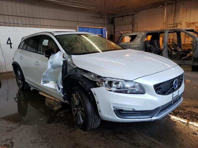 VOLVO V60 CROSS 2015 with VIN YV4612HK2F1001840 - Photo from auction